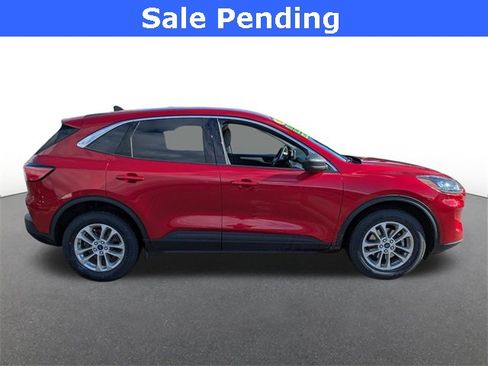 Certified 2022 Ford Escape SE w/ Convenience Package image 2