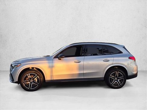 Used 2026 Mercedes-Benz GLC 300 4MATIC image 9
