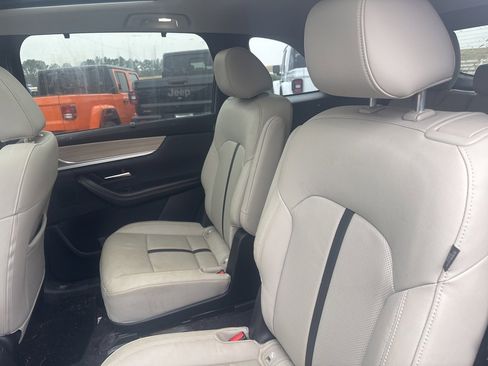 Used 2025 MAZDA CX-90 3.3 Turbo w/ Premium Sport Pkg image 6