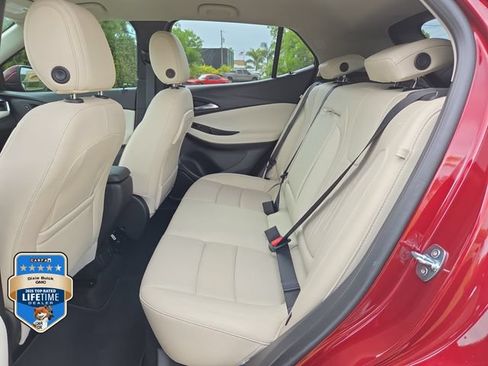 Certified 2024 Buick Encore GX Avenir FWD image 8