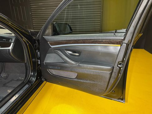 Used 2016 BMW 535i Sedan image 29