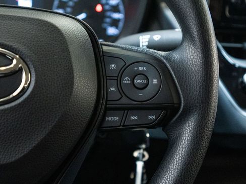 New 2025 Toyota Corolla LE image 27