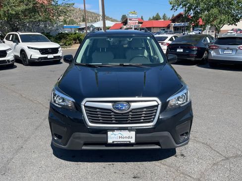 Used 2020 Subaru Forester Premium AWD/4WD image 8