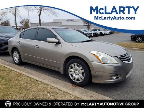 Used 2012 Nissan Altima 2.5 S image 1