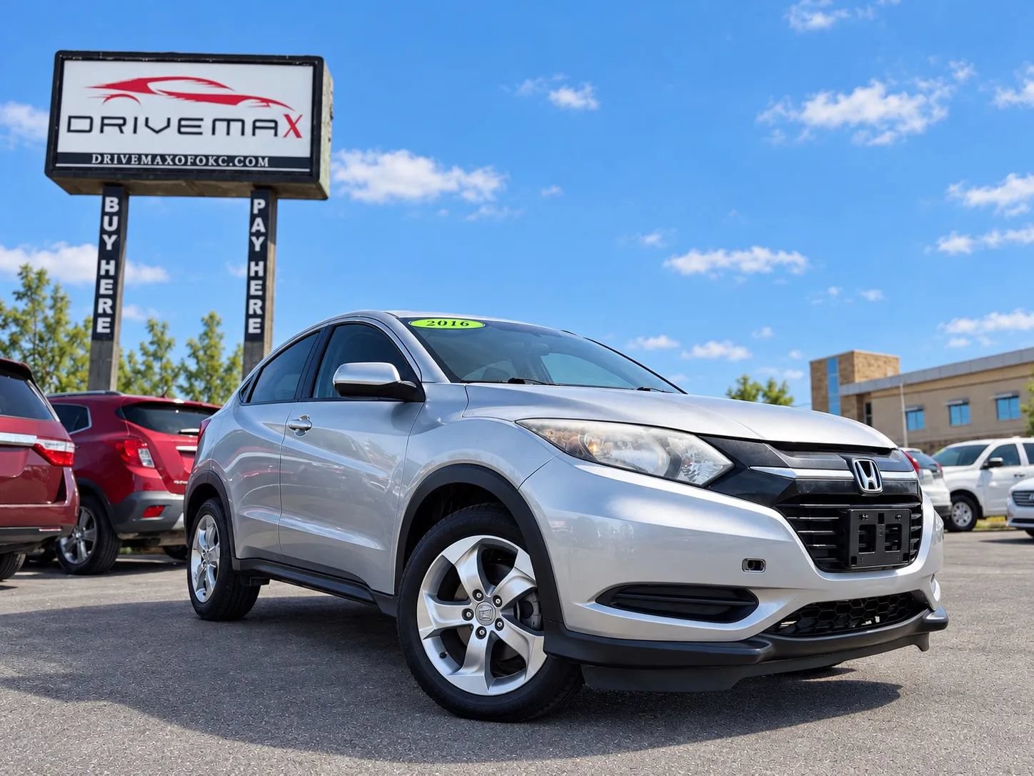 Used 2016 Honda HR-V LX image 1