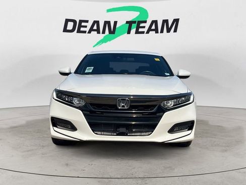 Used 2019 Honda Accord Sport image 3