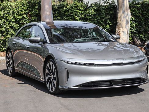 Used 2024 Lucid Air Touring AWD/4WD image 3