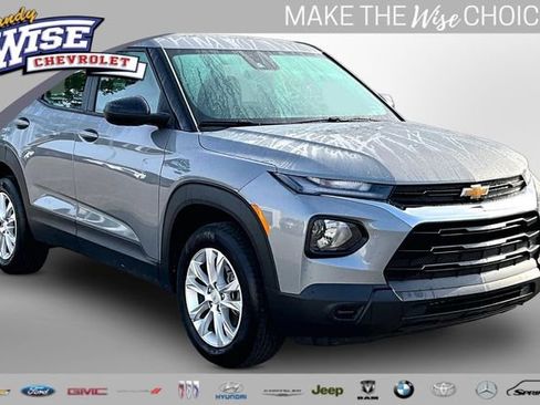 Used 2023 Chevrolet TrailBlazer LS AWD/4WD image 1