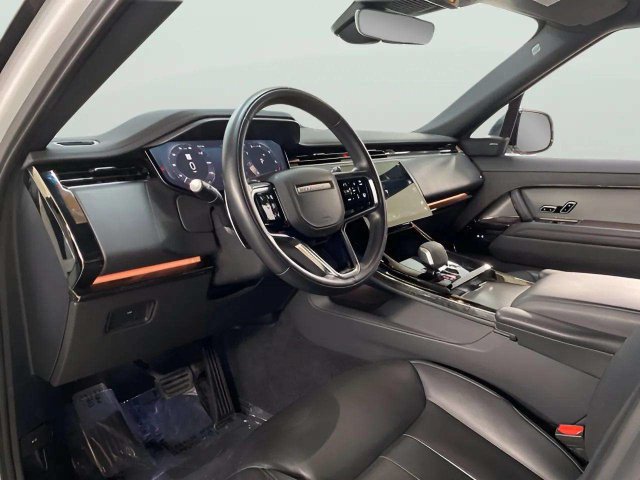 Used 2025 Land Rover Range Rover Sport SE AWD/4WD image 57