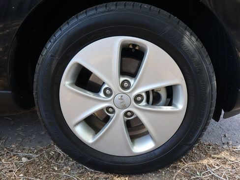 Used 2016 Kia Soul FWD image 43