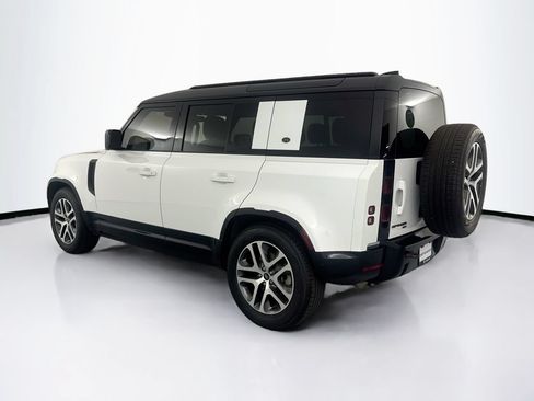 Certified 2022 Land Rover Defender 110 X-Dynamic SE AWD/4WD image 7