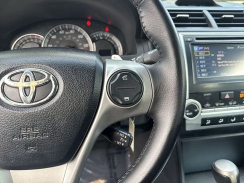 Used 2013 Toyota Camry SE image 17