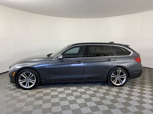 Used 2017 BMW 330i xDrive 330i xDrive w/ Premium Package image 6