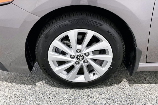 Used 2024 Toyota Camry SE FWD image 40