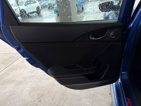 Used 2019 Honda Civic Type R image 17