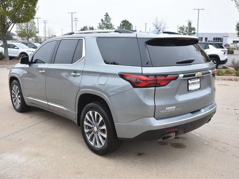 Used 2023 Chevrolet Traverse Premier image 9