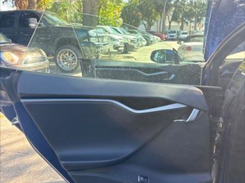 Used 2018 Tesla Model S 75D image 13