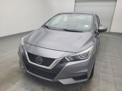 Used 2021 Nissan Versa SV image 15