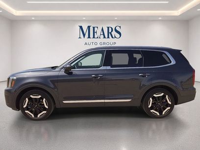Used 2025 Kia Telluride S