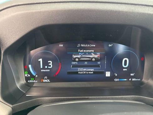 Used 2025 Ford Explorer Active w/ Active Comfort Package image 28