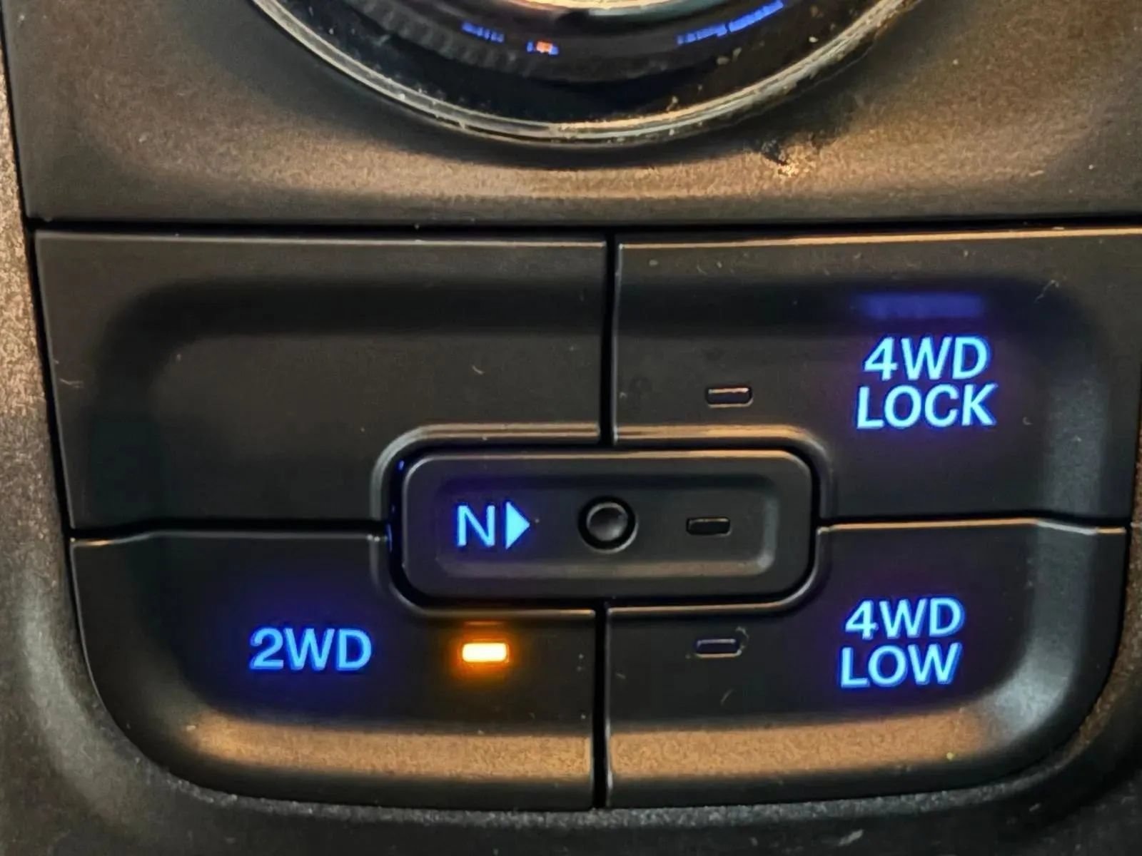 Used 2018 RAM 1500 Express w/ Black Ram 1500 Express Group AWD/4WD image 27