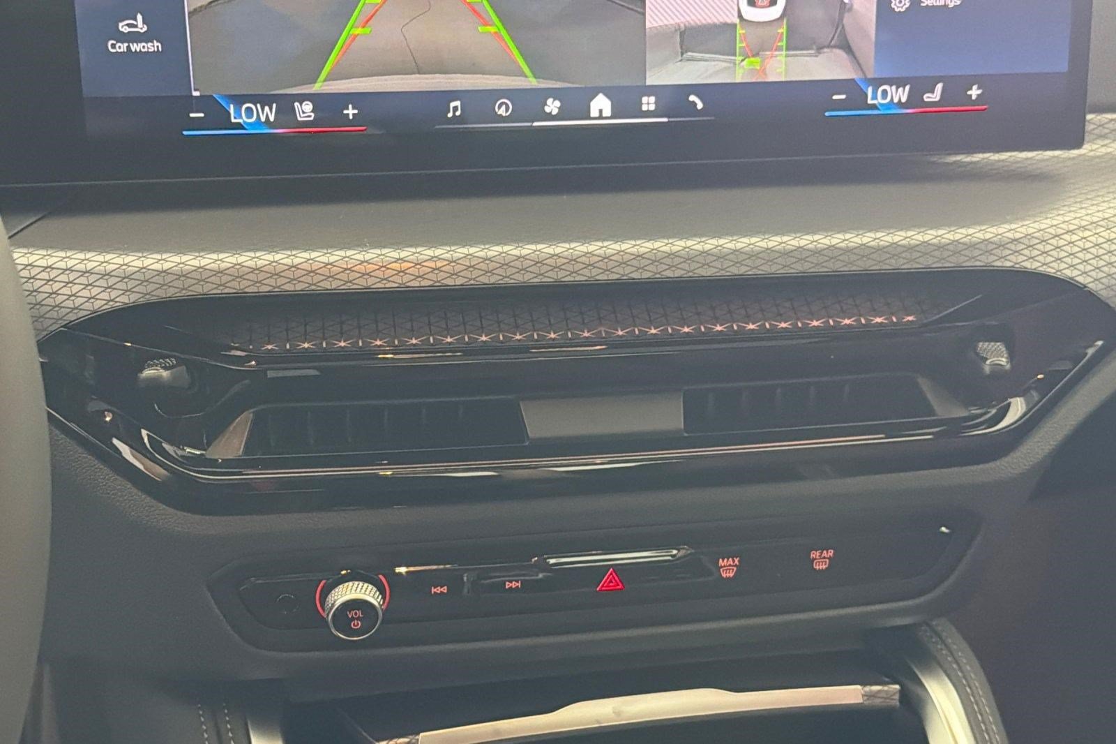 New 2027 BMW 430i Coupe w/ M Sport Package RWD image 17