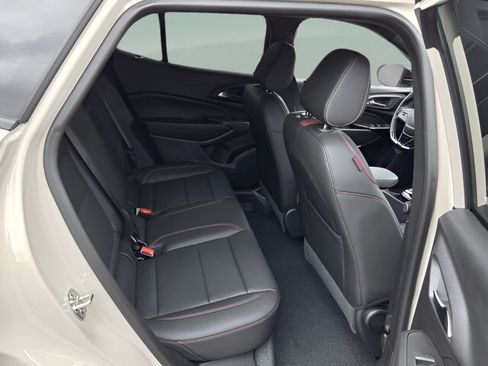 New 2026 Chevrolet Trax RS w/ Driver Confidence Package FWD image 15