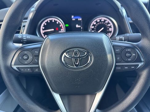 Used 2024 Toyota Camry LE image 7