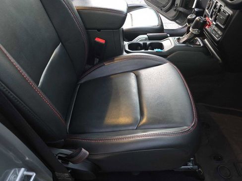 Used 2022 Jeep Wrangler Unlimited Rubicon w/ LED Lighting Group image 20