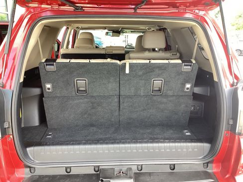 Used 2022 Toyota 4Runner SR5 Premium image 26