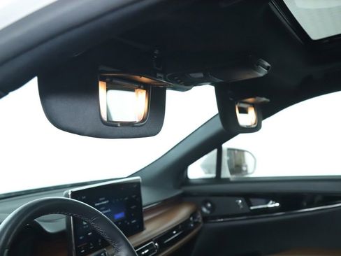 Certified 2023 Lincoln Nautilus Reserve w/ Luxury Package image 20