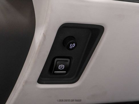 Used 2020 Chevrolet Corvette Stingray Premium Cpe w/ 3LT Preferred Equipment Group RWD image 45