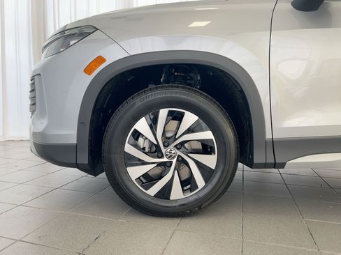 New 2026 Volkswagen Tiguan S image 12