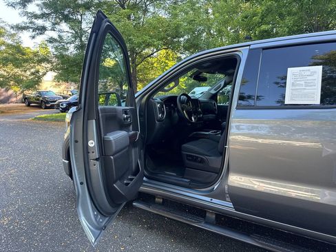 Used 2021 GMC Sierra 1500 Elevation w/ LPO, GMC Protection Package AWD/4WD image 11