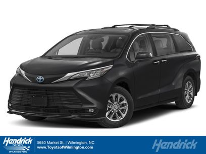 New 2026 Toyota Sienna XLE