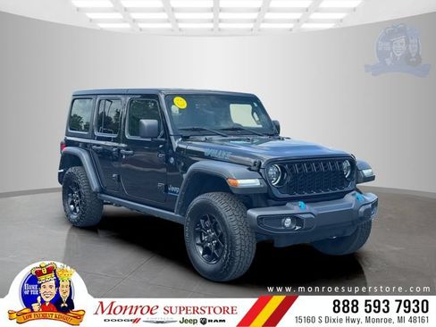 Certified 2024 Jeep Wrangler Unlimited AWD/4WD image 1