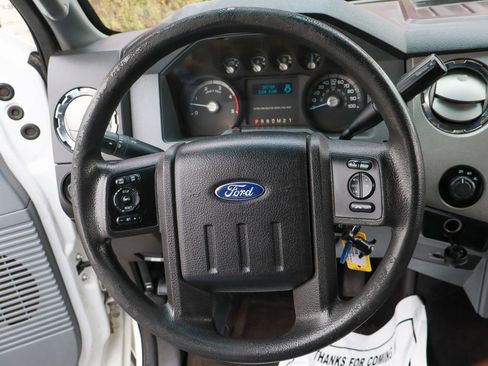 Used 2016 Ford F450 XLT image 24