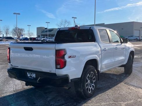 Used 2023 Chevrolet Colorado Z71 w/ Z71 Convenience Package 2 image 6