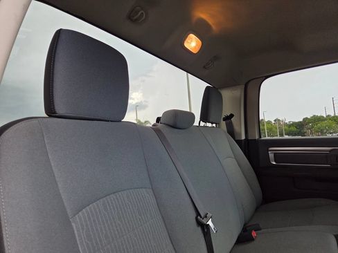 Used 2021 RAM 1500 Classic SLT AWD/4WD image 19