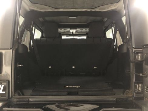 Used 2014 Jeep Wrangler Unlimited Sport w/ Power Convenience Group image 8