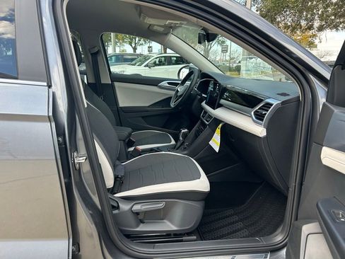 New 2026 Volkswagen Taos SE image 74