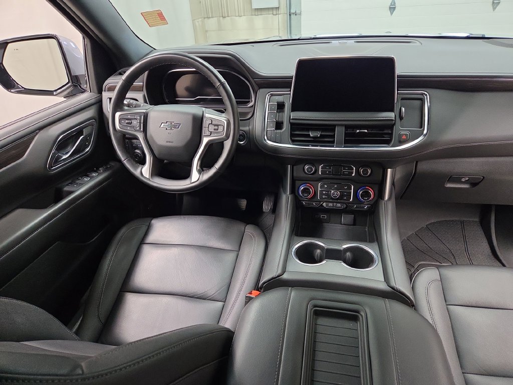 Used 2024 Chevrolet Tahoe Z71 w/ Luxury Package AWD/4WD image 14