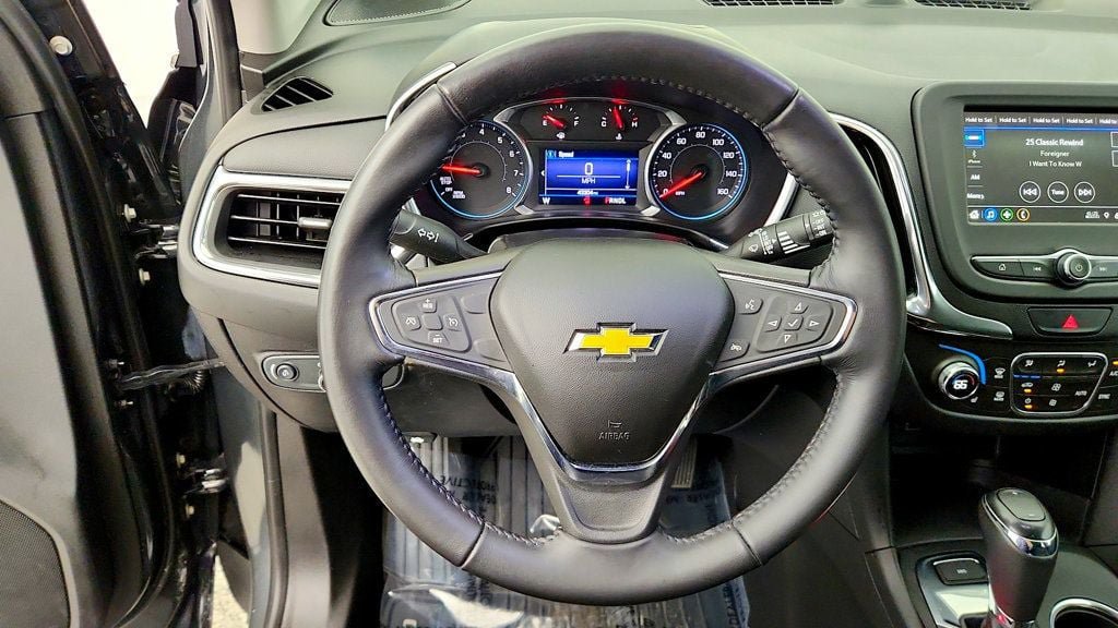 Used 2019 Chevrolet Equinox LT AWD/4WD image 14