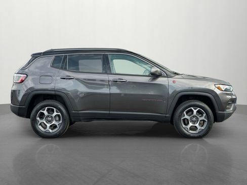 Used 2022 Jeep Compass Trailhawk w/ Trailhawk Convenience Group image 8
