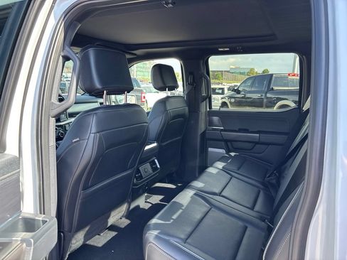 Used 2025 Ford F150 Lariat AWD/4WD image 8