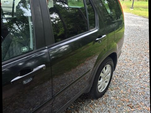 Used 2005 Honda CR-V EX image 5