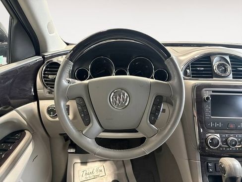 Used 2017 Buick Enclave Leather AWD/4WD image 10