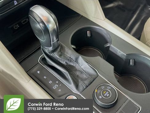 Used 2019 Volkswagen Atlas SE w/ Towing Package AWD/4WD image 16