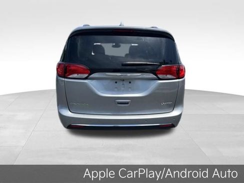 Used 2018 Chrysler Pacifica Limited FWD image 6