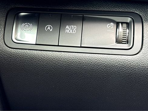 Certified 2025 Chevrolet Equinox LT image 14